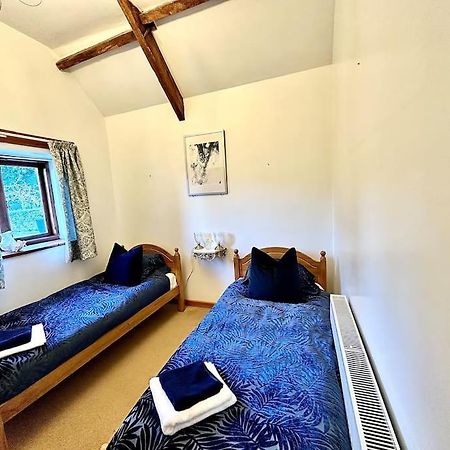 Detached One Level Stone Barn Villa Llangwm-Isaf Dış mekan fotoğraf