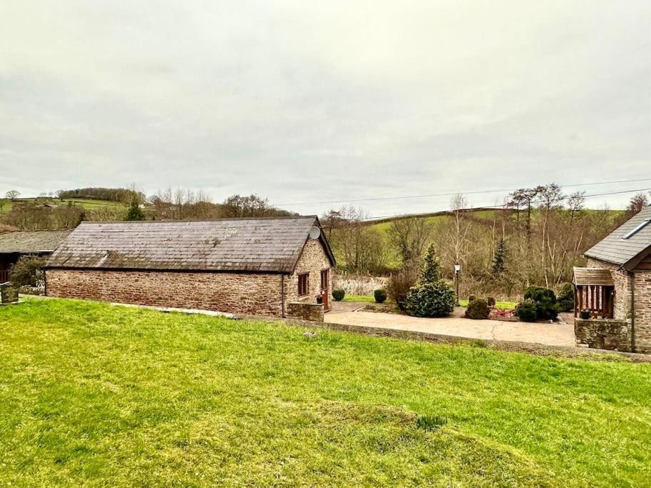 Detached One Level Stone Barn Villa Llangwm-Isaf Dış mekan fotoğraf